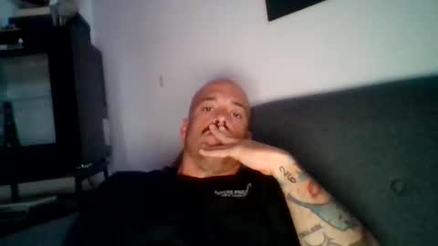 Snapshot of mrhames2020 chatting on 04/25/26, 07:44 mrhames2020 online show from 04/25/26, 07:44