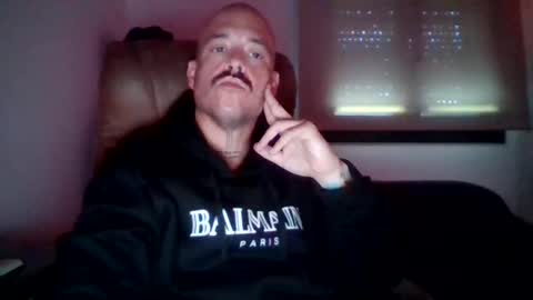 Snapshot of mrhames2020 chatting on 04/27/26, 07:39 mrhames2020 online show from 04/27/26, 07:39