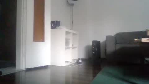 Snapshot of mrhandsomelovee chatting on 03/16/26, 08:18 Nikola online show from 03/16/26, 08:18