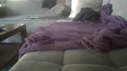 Snapshot of mrhandsomelovee chatting on 04/14/26, 07:36 Nikola online show from 04/14/26, 07:36