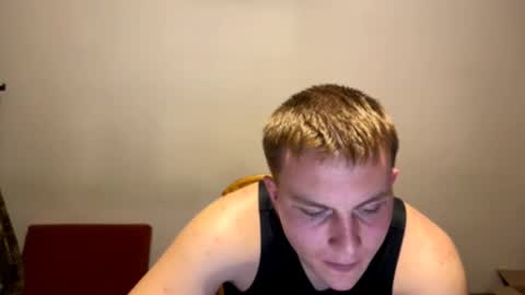 Max online show from 10/26/25, 08:15