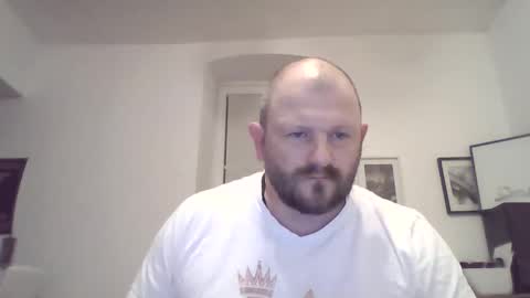 Snapshot of mrhotsex69 chatting on 04/08/26, 12:32 mrhotsex69 online show from 04/08/26, 12:32