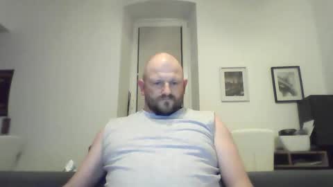 Snapshot of mrhotsex69 chatting on 06/01/26, 01:18 mrhotsex69 online show from 06/01/26, 01:18