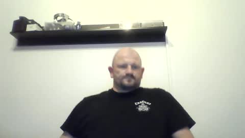 Snapshot of mrhotsex69 chatting on 07/06/26, 12:18 mrhotsex69 online show from 07/06/26, 12:18