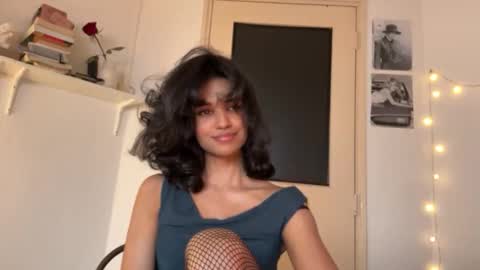 Snapshot of mriea_ chatting on 02/16/26, 04:41 mriea_ online show from 02/16/26, 04:41