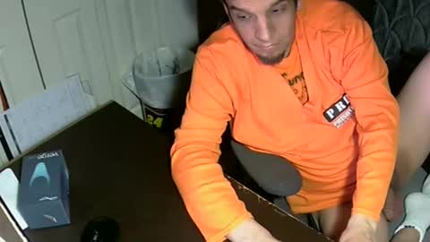 Snapshot of mrmarcxxcam chatting on 02/01/26, 04:11 MrMarc online show from 02/01/26, 04:11