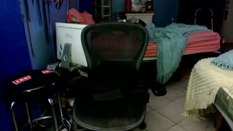 Snapshot of mrmike1234jj chatting on 12/03/24, 06:48 mrmike1234jj online show from 12/03/24, 06:48