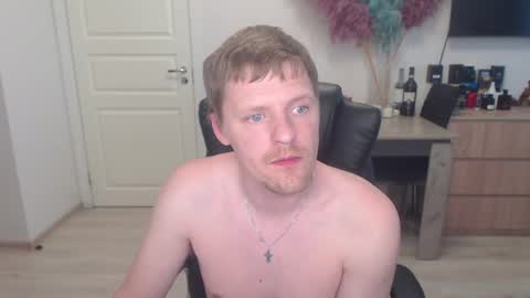 Snapshot of mrmjg chatting on 07/23/26, 09:51 mrmjg online show from 07/23/26, 09:51