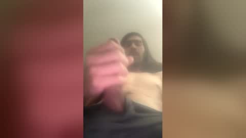 Snapshot of mrmoisty420 chatting on 01/12/26, 09:14 mrmoisty420 online show from 01/12/26, 09:14