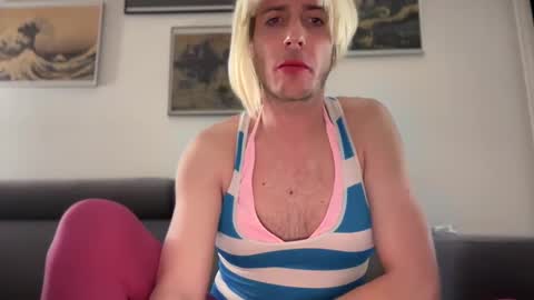 TaleOfLaura online show from 01/19/25, 10:17