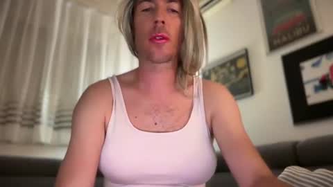 TaleOfLaura online show from 06/21/26, 10:56