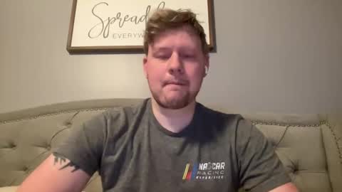 Snapshot of mrrickdickulous chatting on 03/22/26, 09:02 mrrickdickulous online show from 03/22/26, 09:02