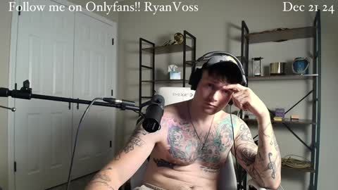 Snapshot of mrryanvoss chatting on 12/22/24, 04:39 Mr Ryan Voss online show from 12/22/24, 04:39