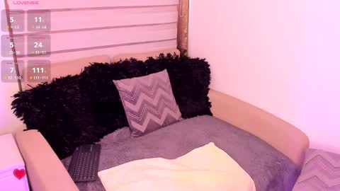 Snapshot of mrs_griseld chatting on 04/20/26, 07:26 Griseld online show from 04/20/26, 07:26