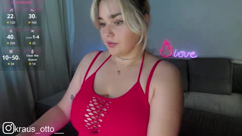 Snapshot of mrs_kitty69 chatting on 10/12/25, 09:08 mrs kitty69 online show from 10/12/25, 09:08