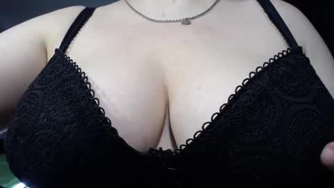 mrs_smith__ online show from 12/24/24, 06:55