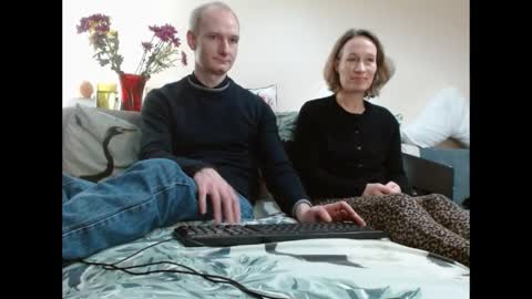 Snapshot of mrs_velvet_vixen_and_mr_stud chatting on 01/22/25, 11:45 Mrs Velvet Vixen online show from 01/22/25, 11:45