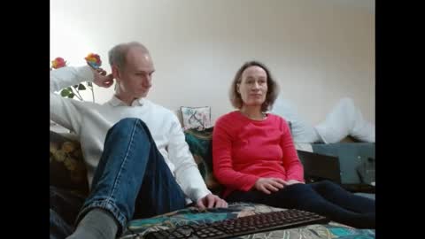 Snapshot of mrs_velvet_vixen_and_mr_stud chatting on 02/04/25, 11:38 Mrs Velvet Vixen online show from 02/04/25, 11:38