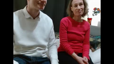 Snapshot of mrs_velvet_vixen_and_mr_stud chatting on 02/04/25, 02:43 Mrs Velvet Vixen online show from 02/04/25, 02:43