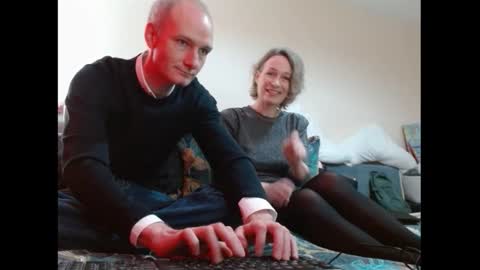 Snapshot of mrs_velvet_vixen_and_mr_stud chatting on 09/12/25, 07:30 Mrs Velvet Vixen online show from 09/12/25, 07:30