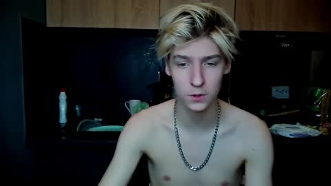 Snapshot of mrsexycum4u chatting on 01/23/25, 11:47 Adam online show from 01/23/25, 11:47