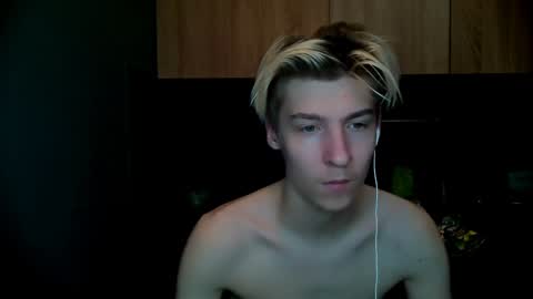 Snapshot of mrsexycum4u chatting on 02/01/25, 10:23 Adam online show from 02/01/25, 10:23