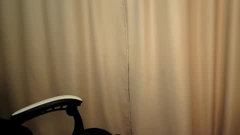 Snapshot of mrsexycum4u chatting on 09/17/25, 11:45 Adam online show from 09/17/25, 11:45