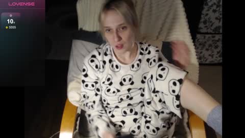 Sasha online show from 01/03/25, 01:59