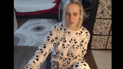 Sasha online show from 09/28/25, 08:14