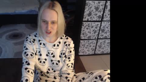 Sasha online show from 02/07/26, 01:04