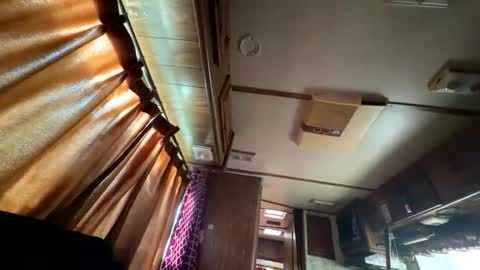 Snapshot of mrstergreen9 chatting on 03/23/26, 05:17 mrstergreen9 online show from 03/23/26, 05:17