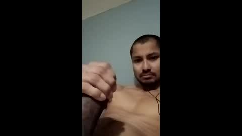 Snapshot of mrstfumf chatting on 12/21/25, 05:58 mrstfumf online show from 12/21/25, 05:58