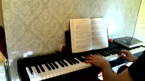 Snapshot of mrstraightdik chatting on 01/31/25, 10:52 Mr. Dan online show from 01/31/25, 10:52