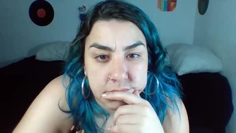 Snapshot of mrvenusx chatting on 04/15/26, 07:58 Mrs Venus online show from 04/15/26, 07:58