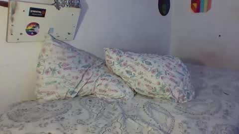 Snapshot of mrvenusx chatting on 05/15/26, 11:01 Mrs Venus online show from 05/15/26, 11:01