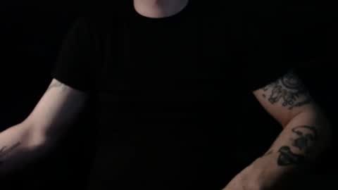 Snapshot of mrwickeddick chatting on 04/22/26, 03:42 Winchester online show from 04/22/26, 03:42