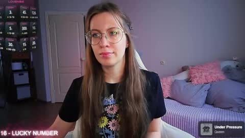 Snapshot of ms_allison chatting on 04/28/26, 12:32 Allison online show from 04/28/26, 12:32