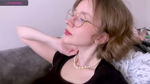 Snapshot of ms_christiana chatting on 03/13/26, 11:17 ms_christiana online show from 03/13/26, 11:17