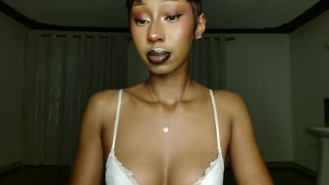 ms_crystal online show from 04/18/26, 03:38