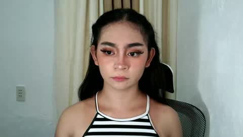 Snapshot of ms_delight08 chatting on 04/21/26, 11:16 Lella online show from 04/21/26, 11:16