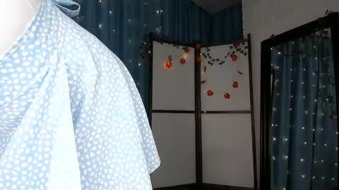 Eva 3 online show from 11/15/25, 12:34