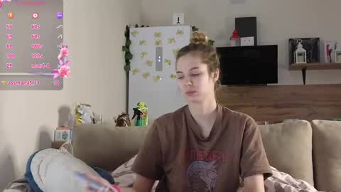 Snapshot of ms_foryou chatting on 02/21/25, 03:45 Ms ForYOU online show from 02/21/25, 03:45