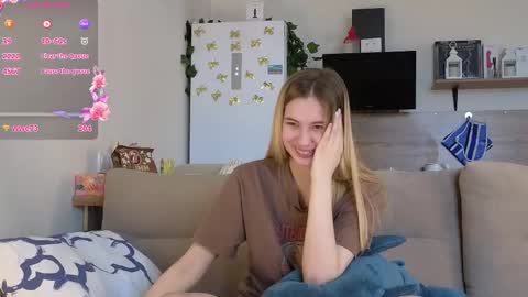 Snapshot of ms_foryou chatting on 02/26/25, 06:58 Ms ForYOU online show from 02/26/25, 06:58