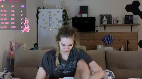 Snapshot of ms_foryou chatting on 03/11/25, 03:37 Ms ForYOU online show from 03/11/25, 03:37
