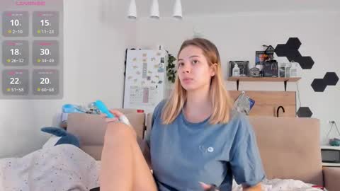 Snapshot of ms_foryou chatting on 09/18/25, 03:41 Ms ForYOU online show from 09/18/25, 03:41