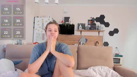 Snapshot of ms_foryou chatting on 09/19/25, 03:52 Ms ForYOU online show from 09/19/25, 03:52