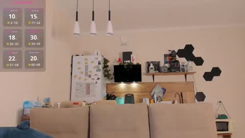 Snapshot of ms_foryou chatting on 09/19/25, 04:07 Ms ForYOU online show from 09/19/25, 04:07