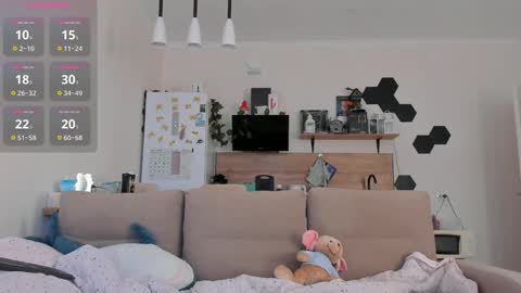 Snapshot of ms_foryou chatting on 10/02/25, 03:35 Ms ForYOU online show from 10/02/25, 03:35
