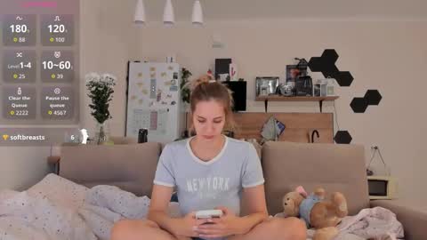 Snapshot of ms_foryou chatting on 10/02/25, 03:52 Ms ForYOU online show from 10/02/25, 03:52