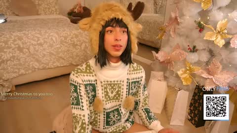 Samantha online show from 12/25/24, 03:29